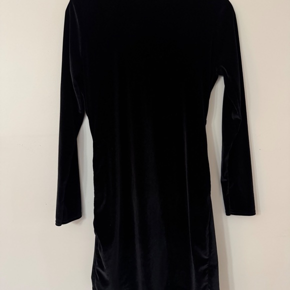 Black Velvet BOOHOO Dress - Picture 5 of 5